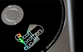 LOGO ON CD